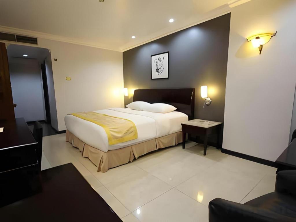 Hotel Banjarmasin International Exterior foto