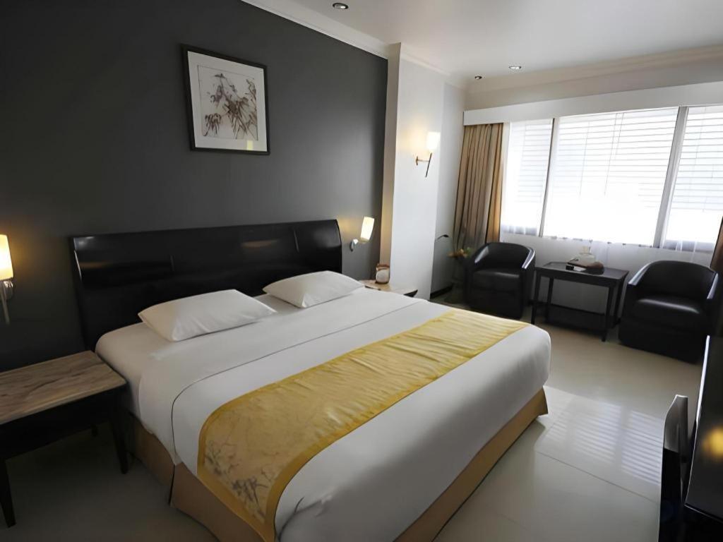 Hotel Banjarmasin International Exterior foto