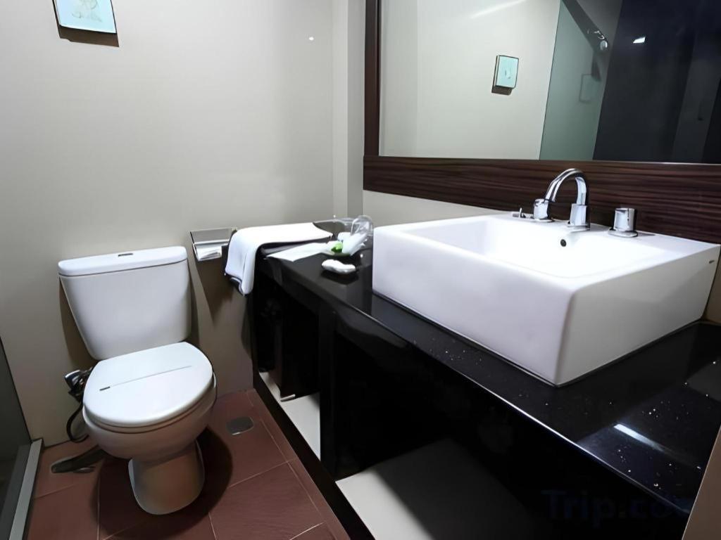 Hotel Banjarmasin International Exterior foto